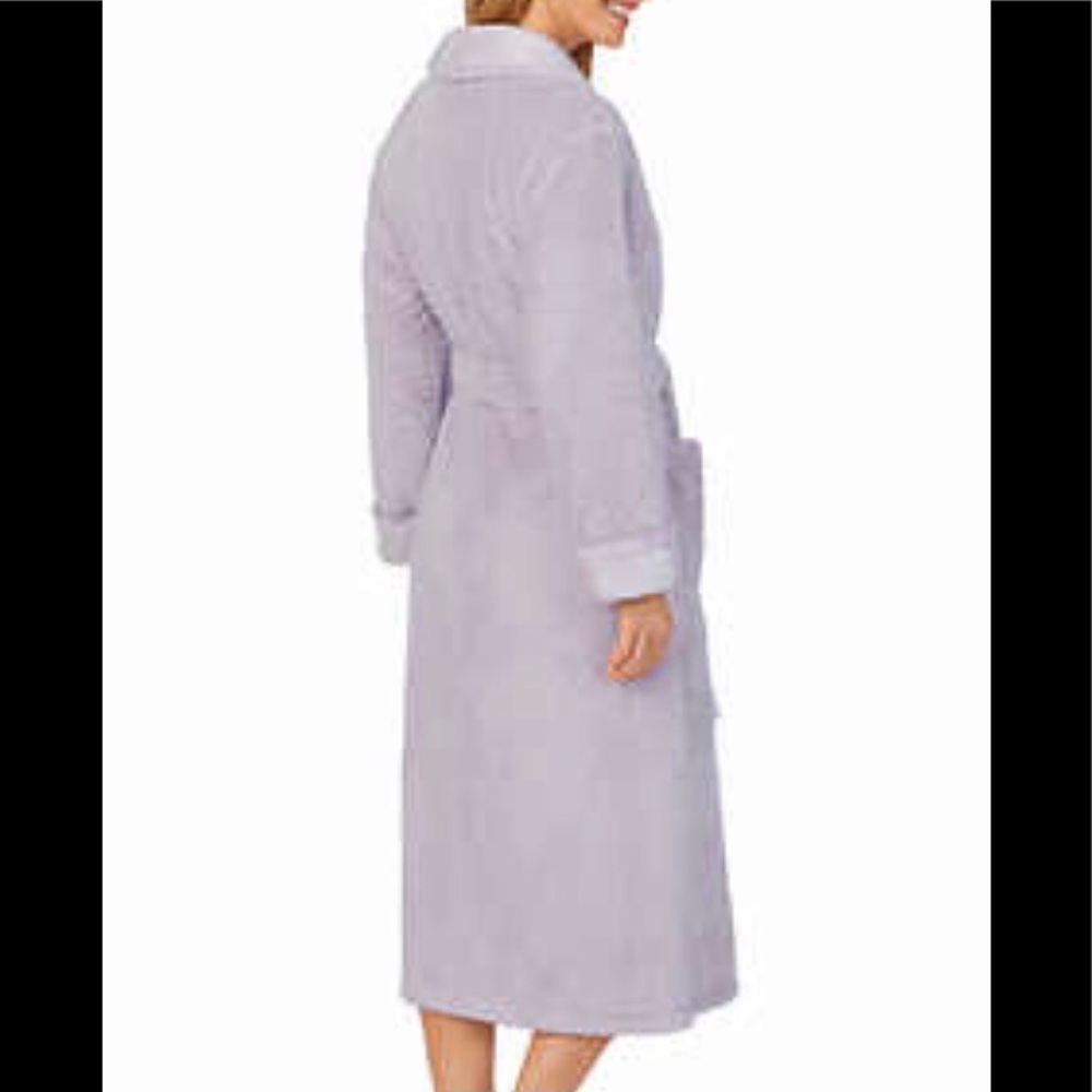 Carole Hochman Ladies' Plush Robe - Picture 5 of 8